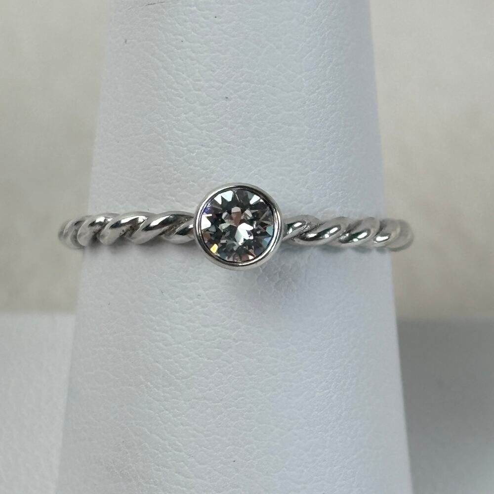 Sterling Silver Petite Solitaire Bezel Twisted Cable Rope Band Ring 925 Size 8